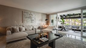 Appartement rez de chaussée for sale in Marina de Puente Romano, Marbella Golden Mile