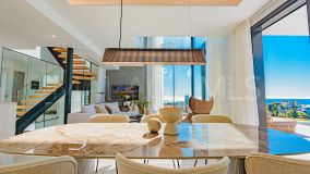 Town House for sale in Marbella East