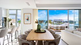 Penthouse for sale in Marbella East