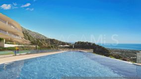 Penthouse for sale in La Quinta, Benahavis