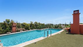 Penthouse for sale in Alhambra del Golf, Estepona East