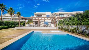 Villa for sale in Beach Side New Golden Mile, Estepona Öst