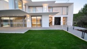 For sale villa with 4 bedrooms in La Reserva