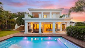 Villa for sale in Nueva Andalucia, 2,990,000 €