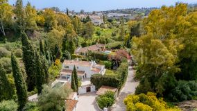 Villa for sale in Benahavis
