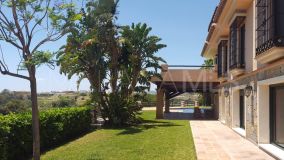 Finca for sale in Estepona East