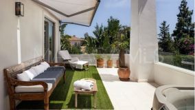Villa for sale in Fuente del Espanto, Benahavis
