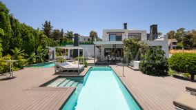 Villa for sale in Nueva Andalucia, Marbella