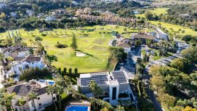 Villa for sale in Los Arqueros, Benahavis