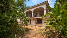 Villa for sale in Don Miguel, Marbella City