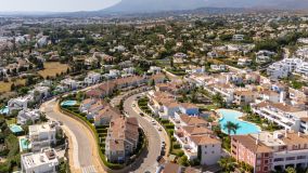 Town House for sale in El Campanario, Estepona East