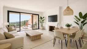 Apartment for sale in Monte Halcones, Benahavis
