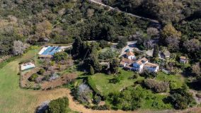 Villa for sale in Casares