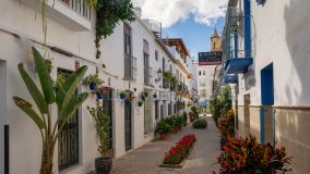 Town House for sale in Estepona Town