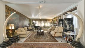 House for sale in Valdeolletas, Marbella City