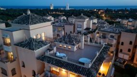 Zweistöckiges Penthouse zu verkaufen in Hacienda Elviria, Marbella Ost
