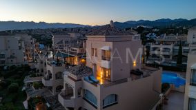 Zweistöckiges Penthouse zu verkaufen in Hacienda Elviria, Marbella Ost