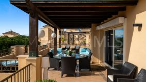 Zweistöckiges Penthouse zu verkaufen in Hacienda Elviria, Marbella Ost