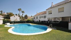 Maison de Ville for sale in El Capricho, Marbella Golden Mile