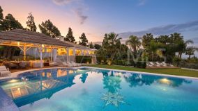 Villa en venta en Hacienda las Chapas, Marbella Este