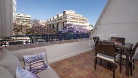 Tvåvåningslägenhet for sale in Marbella House, Marbella City