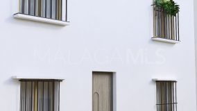 Town House for sale in Estepona Town