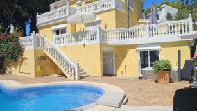Villa en venta en Calahonda, Mijas Costa