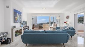 Apartment for sale in La Mairena, Marbella East