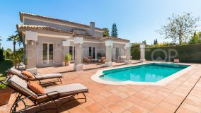 For sale villa in Sotogrande Costa Central with 5 bedrooms