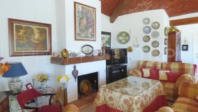 Villa en venta en Torreguadiaro de 4 dormitorios