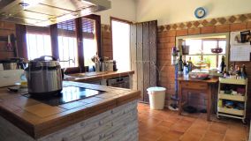 Se vende villa con 3 dormitorios en Pueblo Nuevo de Guadiaro