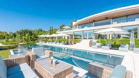 For sale villa in La Reserva with 5 bedrooms