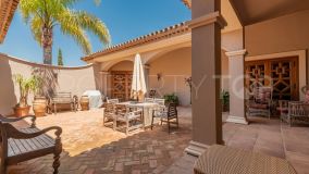 Se vende villa en San Roque Club