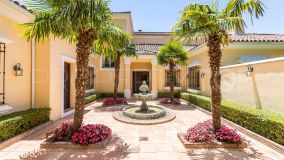 Zona E 6 bedrooms villa for sale