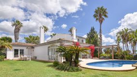 Great family home with very pretty unobstructed Mediterranean views in Sotogrande Alto