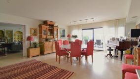 5 bedrooms ground floor apartment in Sotogrande Playa for sale