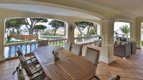 Villa Pareada en venta en Puerto de Cabopino, Marbella Este