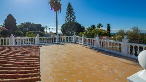 Villa en venta en El Real Panorama, Marbella Este