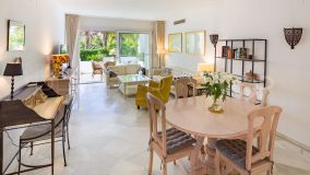 Comprar apartamento planta baja en Alhambra del Mar