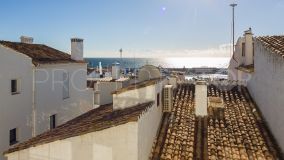Se vende apartamento de 2 dormitorios en Marbella - Puerto Banus