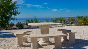 Villa for sale in Estepona