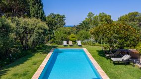 Villa zu verkaufen in Hacienda las Chapas, Marbella Ost