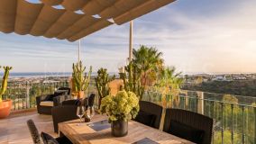 Zweistöckiges Penthouse zu verkaufen in Monte Halcones, Benahavis