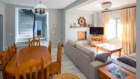 Villa zu verkaufen in Elviria Playa, Marbella Ost