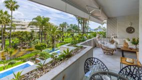 Apartment for sale in Los Granados, Marbella - Puerto Banus