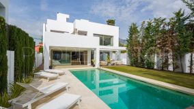 Villa en venta en Rio Verde Playa con 3 dormitorios