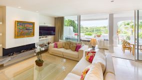 Zweistöckiges Penthouse zu verkaufen in Puente Romano, Marbella Goldene Meile