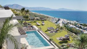 OCEANIC nace con el firme propósito de ser el complejo de villas de lujo con las mejores vistas panorámicas al mar de la Costa del Sol. Compuesto por 25 espectaculares villas que respiran el aroma de la brisa marina.