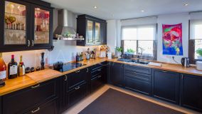 Zweistöckiges Penthouse zu verkaufen in New Golden Mile, Estepona