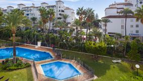 Apartamento en venta en Las Gaviotas, Marbella - Puerto Banus